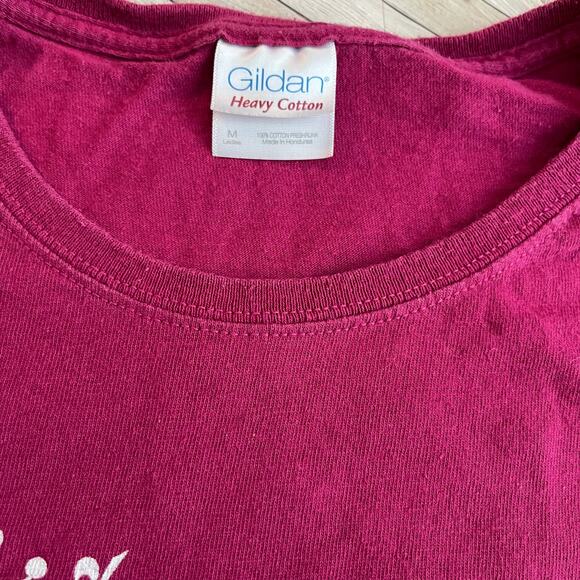 Gildan Burgundy Queens Look Good In Every Color Medium Women's Clothing - Picture 3 of 5
